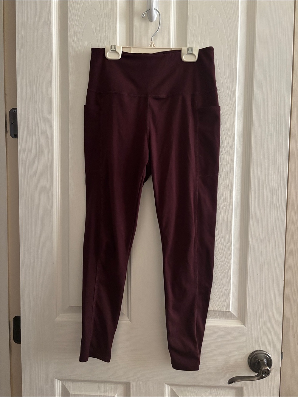 Danskin High-Waist Leggings in Plum Wine
